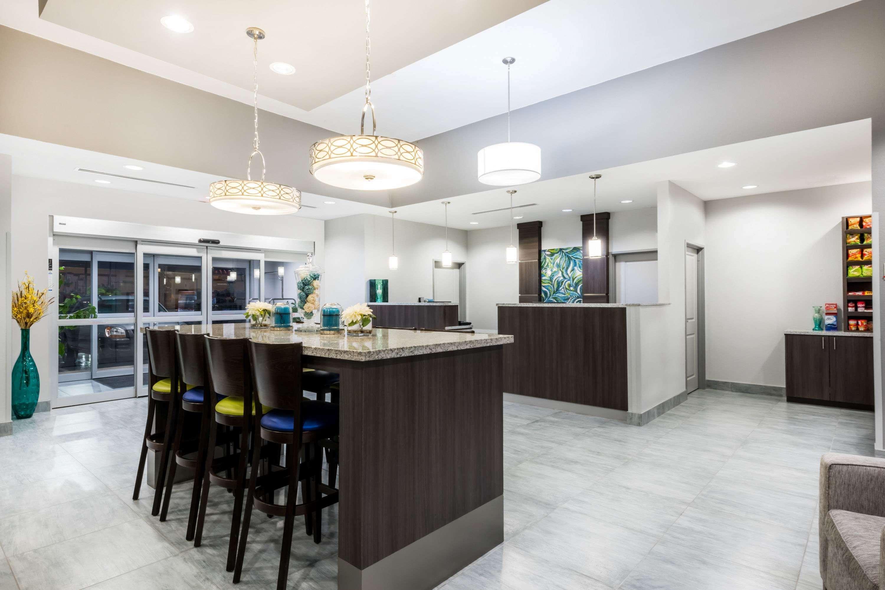 Hawthorn Extended Stay By Wyndham Midland Ngoại thất bức ảnh