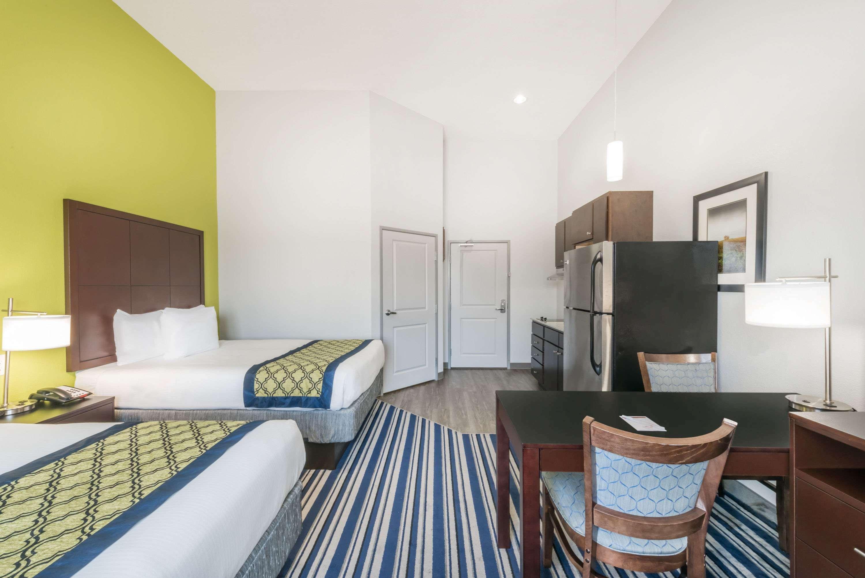 Hawthorn Extended Stay By Wyndham Midland Ngoại thất bức ảnh
